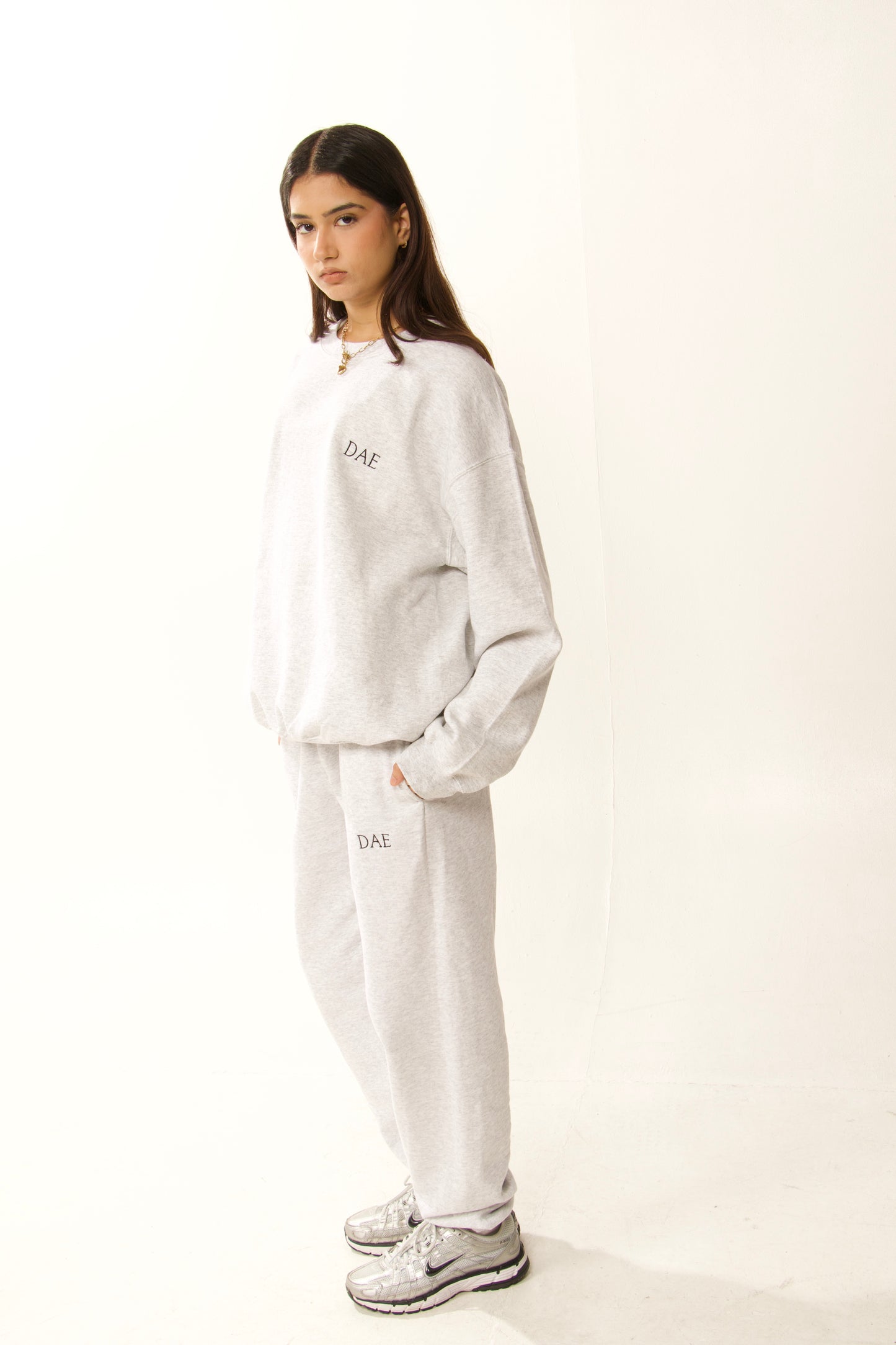 DAE Classic Sweatshirt - Grey