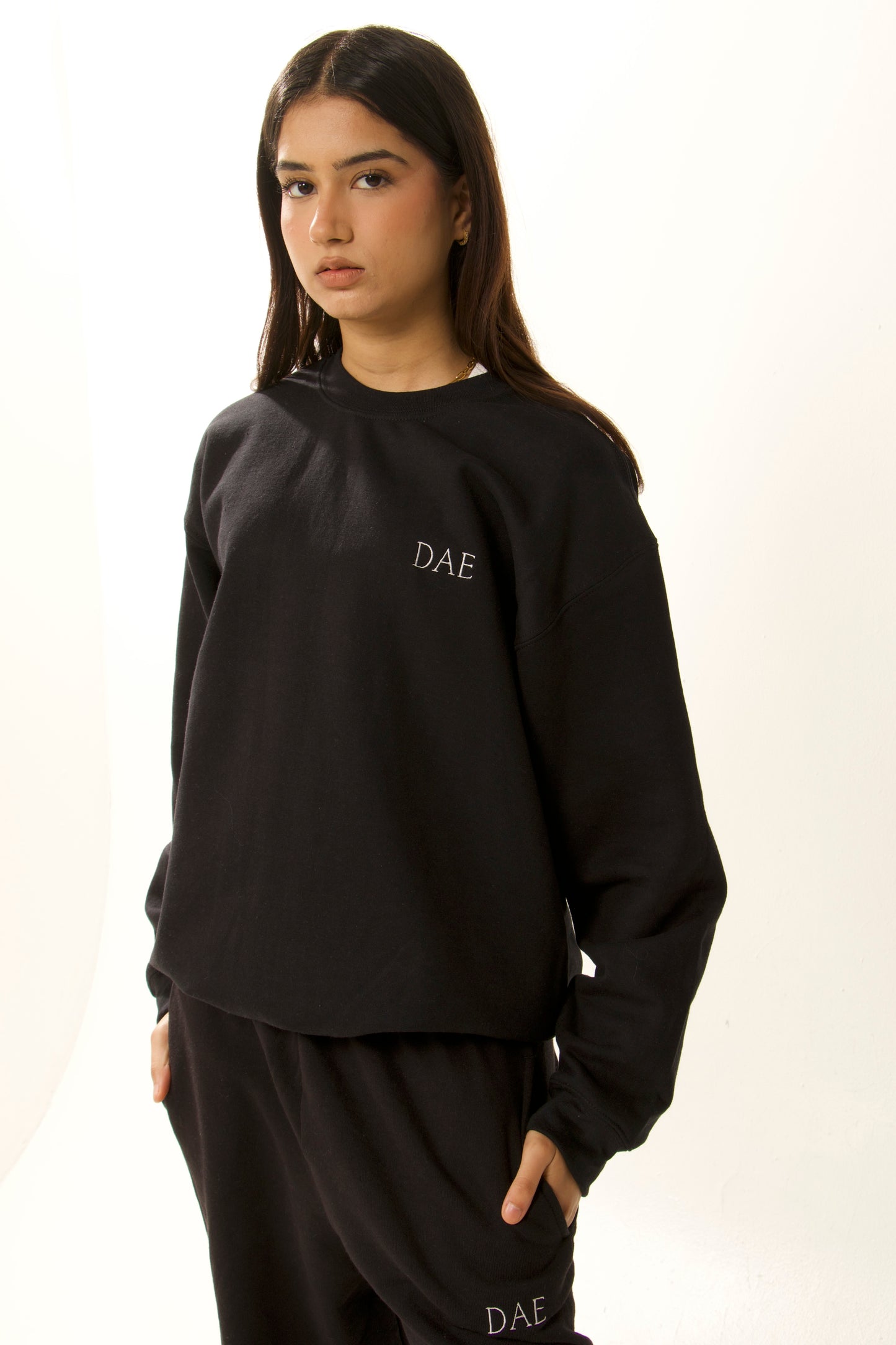 DAE Classic Sweatshirt - Black