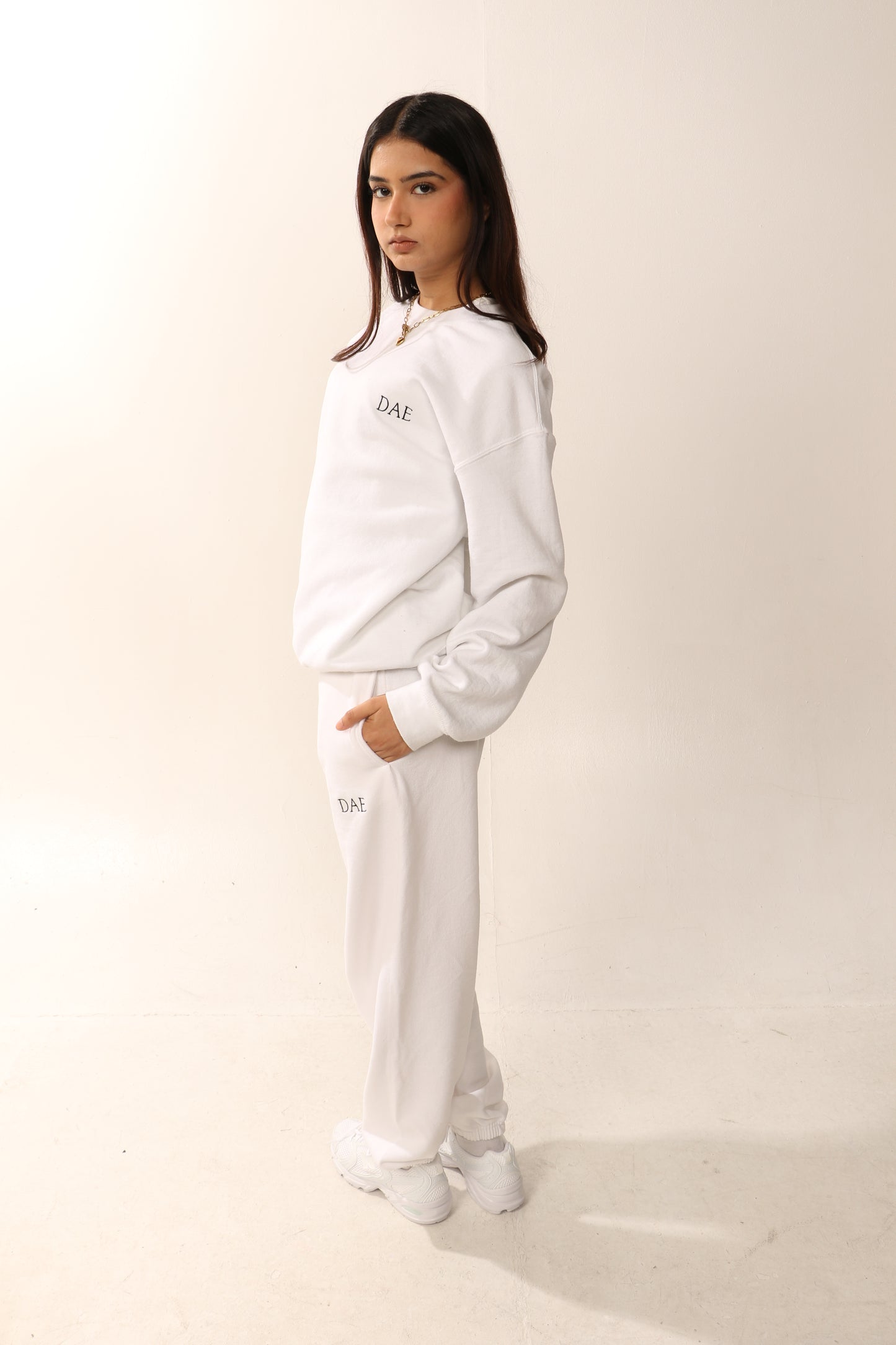 DAE Classic Sweatshirt - White