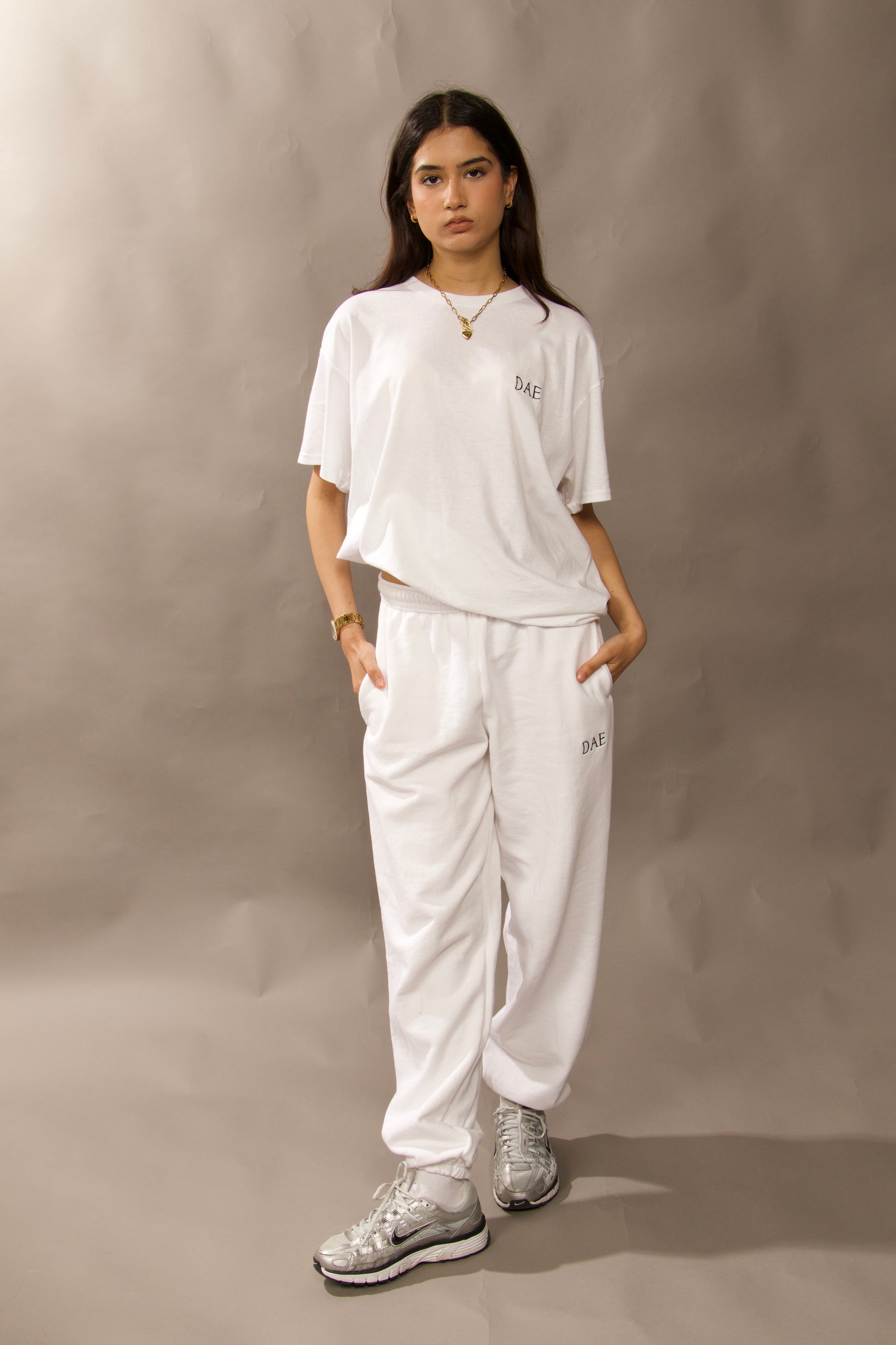 white oversized Tshirt. Pure cotton T-shirt. 100% cotton. white oversized tee. white oversized top.